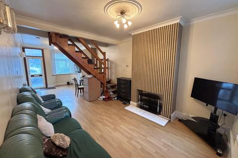 3 bedroom terraced house to rent, Lancashire Street