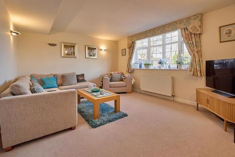 4 bedroom detached house for sale, Leicester Road, Hinckley