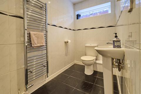 4 bedroom detached house for sale, Leicester Road, Hinckley