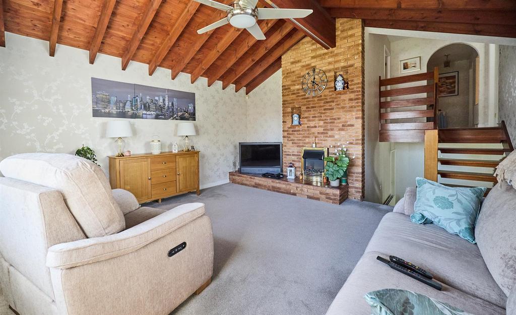 Sitting Room to Rear