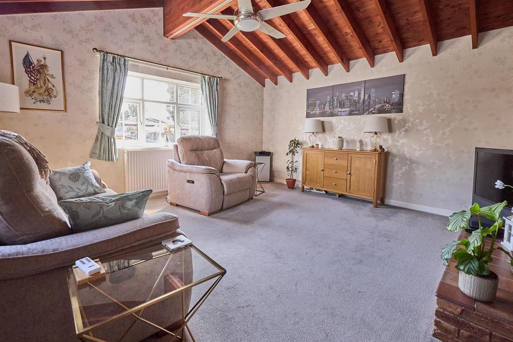 Sitting Room to Rear
