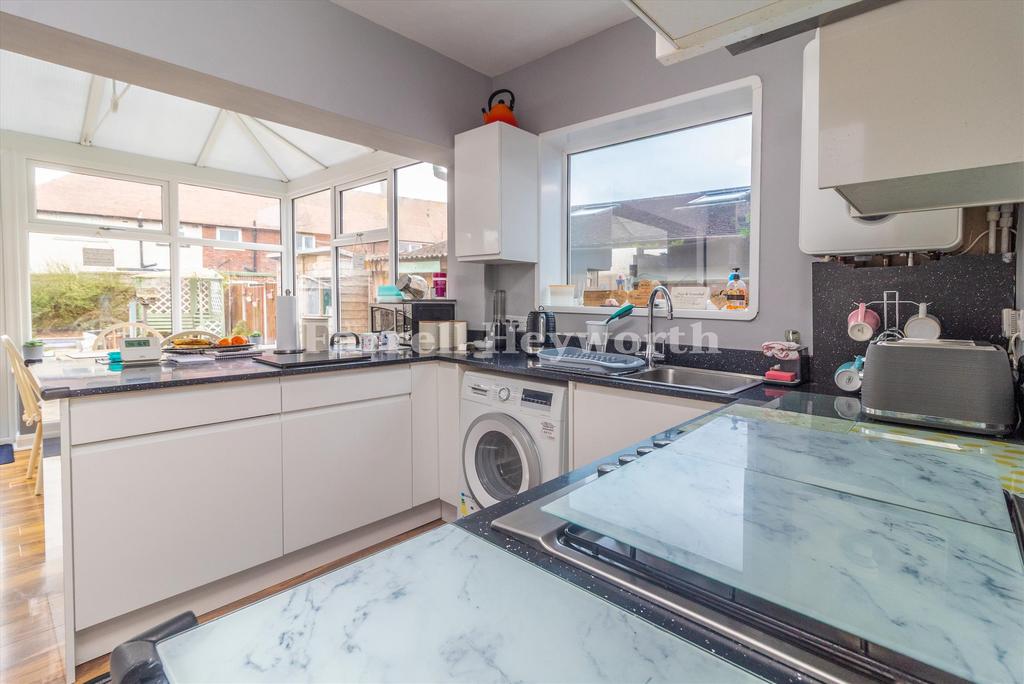 Kitchen image 2