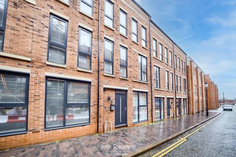 3 bedroom house to rent, Northwood Street, Birmingham, West Midlands, B3