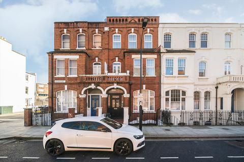 2 bedroom flat to rent, Perham Road, London W14