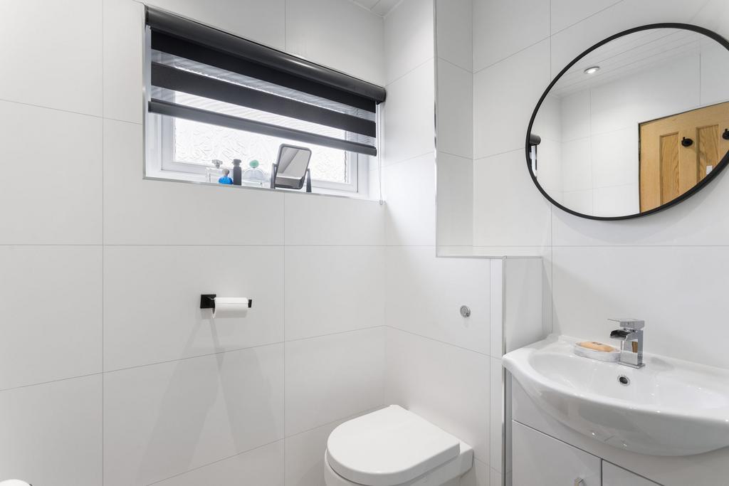 Family Shower Room