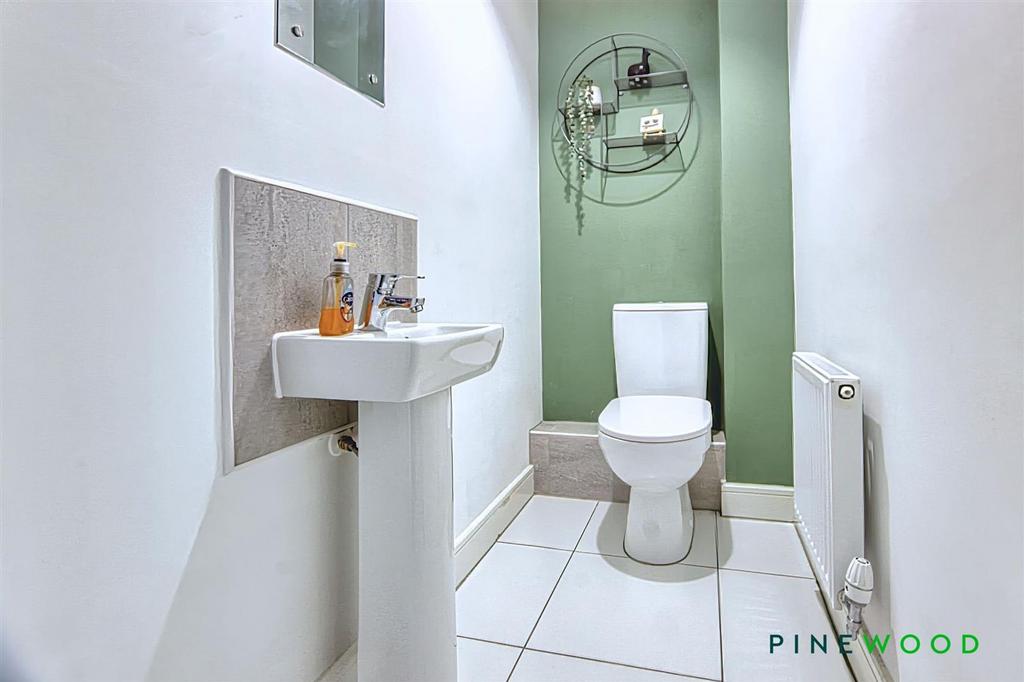 Ground floor wc