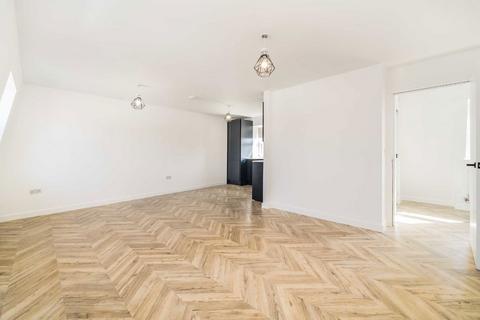 1 bedroom flat to rent, Queens Crescent, London NW5