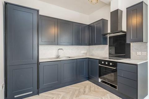 1 bedroom flat to rent, Queens Crescent, London NW5