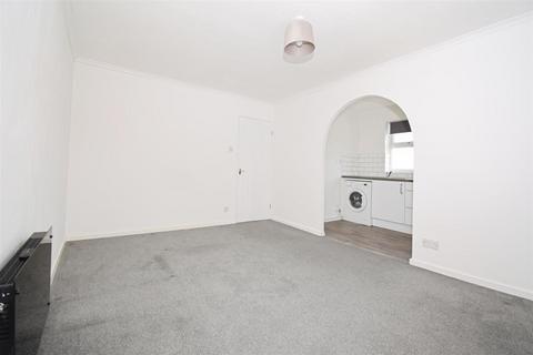 1 bedroom flat to rent, Priory Farm Drive, Hull
