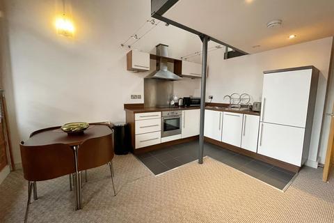 2 bedroom apartment to rent, Scholars Gate, 80 Severn Street