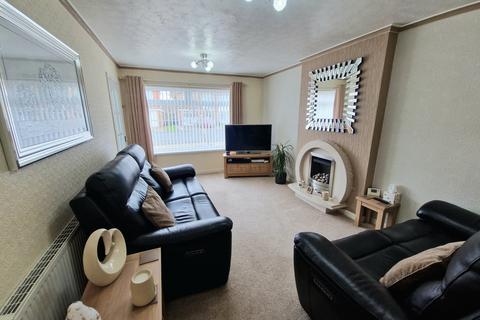 3 bedroom bungalow for sale, Mayfield Avenue, Thornton FY5