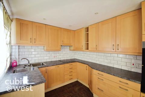 undefined, Crowther Close Southampton SO19