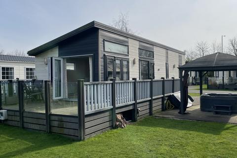 2 bedroom static caravan for sale, South Lakeland Leisure Village, Carnforth LA6