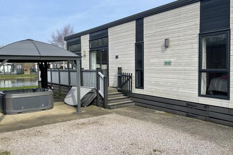 2 bedroom static caravan for sale, South Lakeland Leisure Village, Carnforth LA6