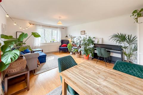 undefined, Battlefield Road, St. Albans, Hertfordshire, AL1