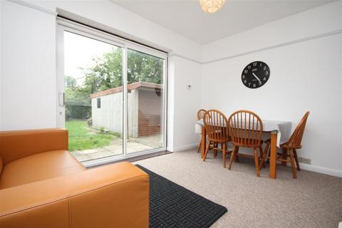 undefined, Cherry Tree Avenue, Guildford