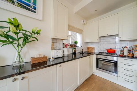 1 bedroom flat for sale, Fawnbrake Avenue, Herne Hill, London, SE24