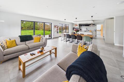 4 bedroom detached house for sale, Greenaway Lane, Warsash, SO31 9HS