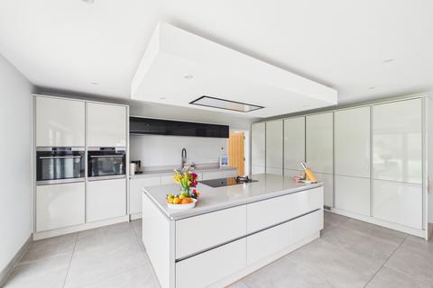 4 bedroom detached house for sale, Greenaway Lane, Warsash, SO31 9HS