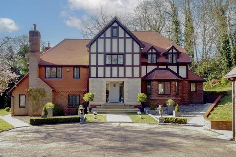 5 bedroom detached house for sale, Trottiscliffe Road, West Malling ME19