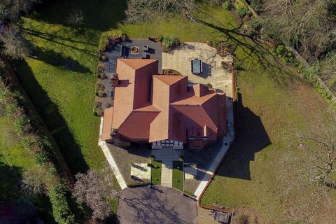 5 bedroom detached house for sale, Trottiscliffe Road, West Malling ME19