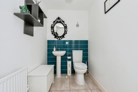 3 bedroom semi-detached house for sale, Malt Kiln Place, DARTFORD, Kent, DA2