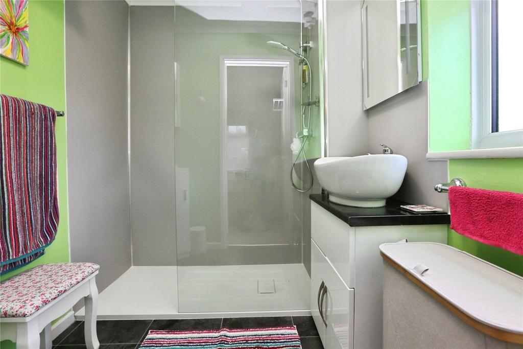 En Suite Shower Room