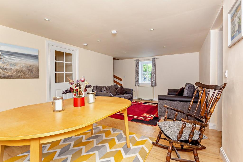Lot 2 - Flat 1