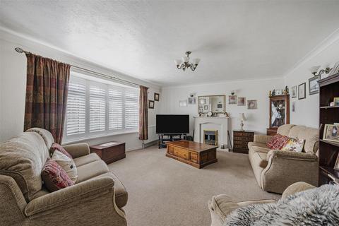 3 bedroom detached bungalow for sale, Beacon Drive, Seaford