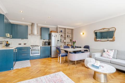 2 bedroom apartment to rent, Chepstow Villas London W11