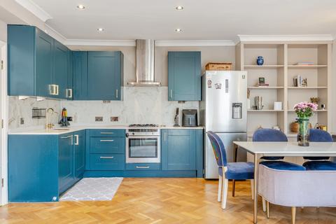 2 bedroom apartment to rent, Chepstow Villas London W11