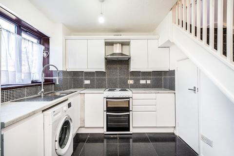 1 bedroom house to rent, Frampton Road, Hounslow TW4