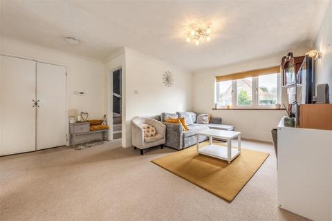 3 bedroom detached house for sale, Westergate Street, Westergate