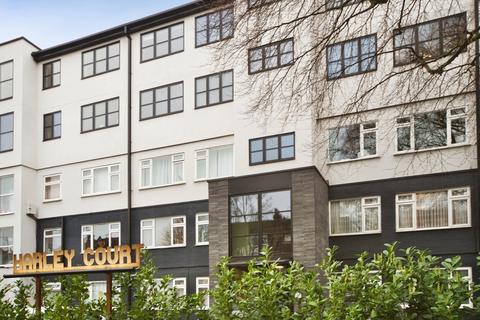 2 bedroom flat for sale, Blake Hall Road, London, E11