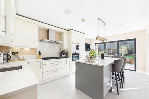 5 bedroom detached house to rent, Powley Place, Tilehurst, Reading, Berkshire, RG31