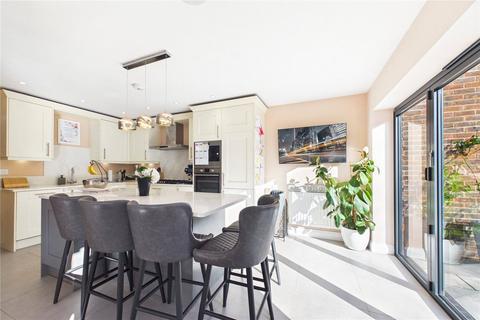 5 bedroom detached house to rent, Powley Place, Tilehurst, Reading, Berkshire, RG31