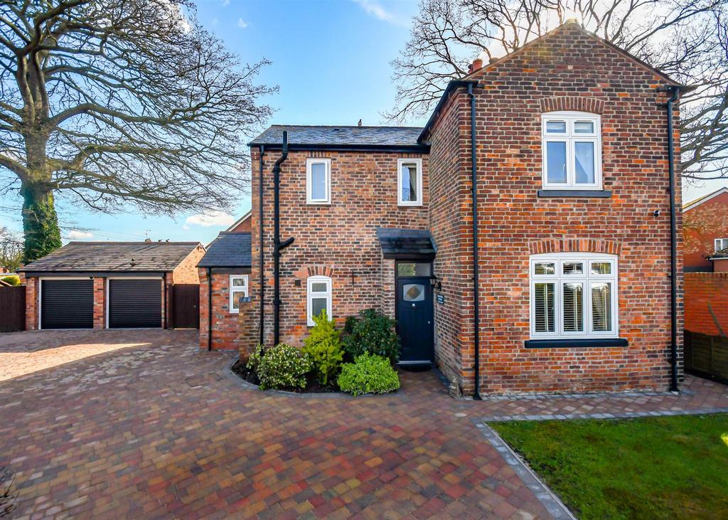 111 Taunton Avenue-20.jpg