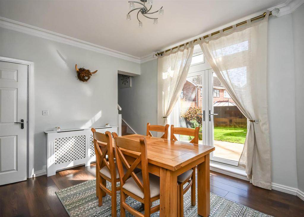 111 Taunton Avenue-8.jpg