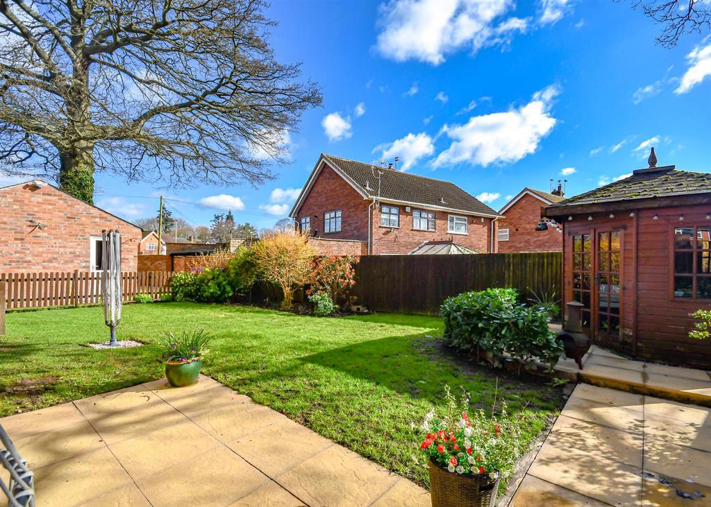 111 Taunton Avenue-14.jpg