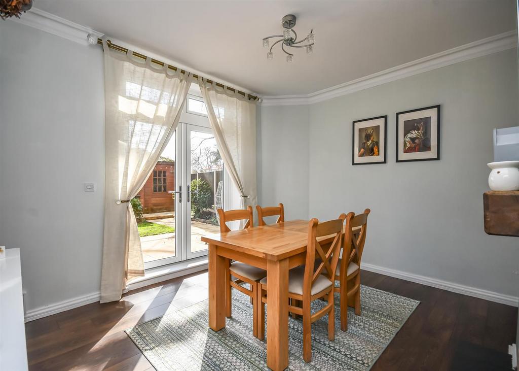 111 Taunton Avenue-9.jpg