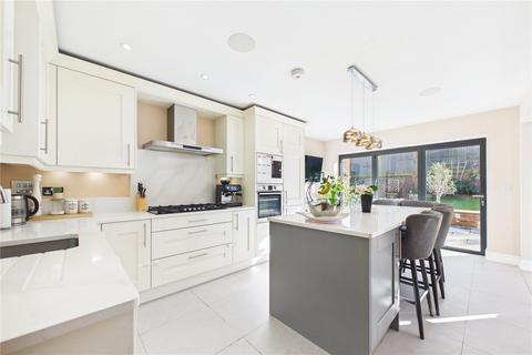 5 bedroom detached house to rent, Powley Place, Tilehurst, Reading, Berkshire, RG31