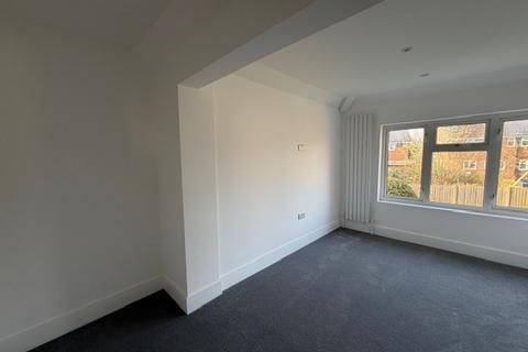 4 bedroom semi-detached house to rent, Epsom Close, WEST MALLING