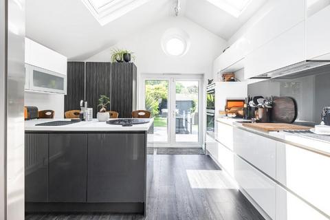 4 bedroom semi-detached house for sale, Wellington Road, Enfield