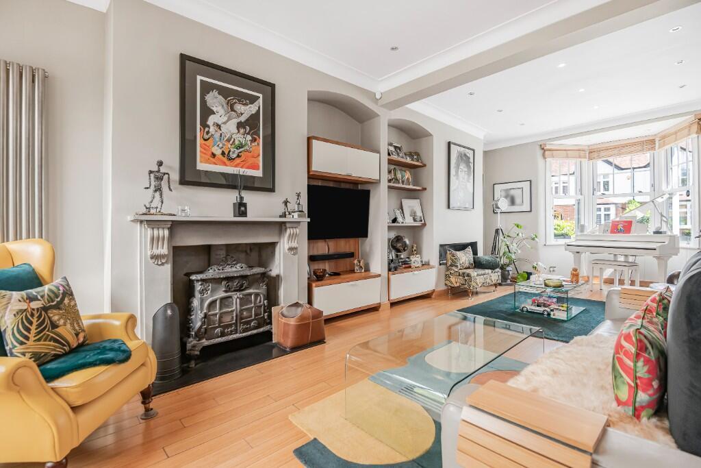 House in London, Bush Hill Park, Edmonton - View 2