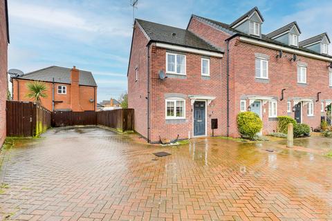 2 bedroom end of terrace house for sale, Glover Close, Nottingham NG15