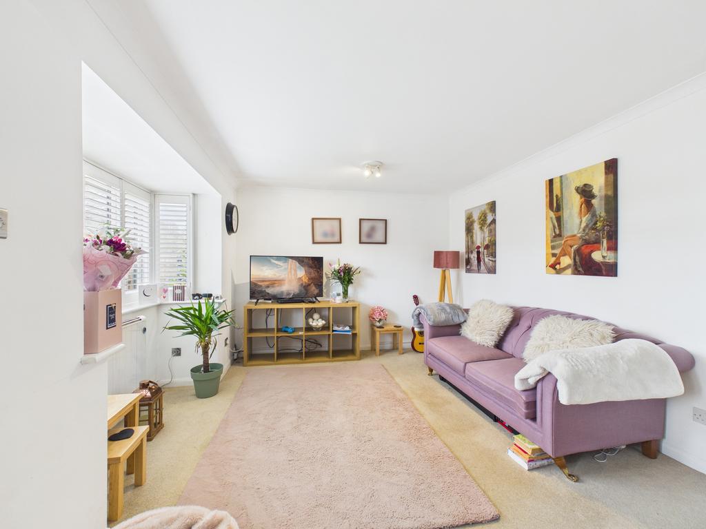 Living room (2)