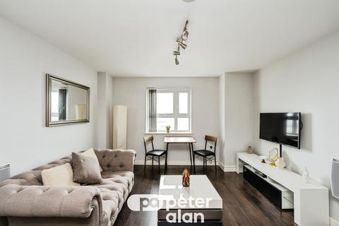 2 bedroom apartment for sale, Princess Way, Swansea