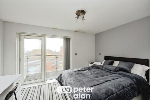 2 bedroom apartment for sale, Princess Way, Swansea
