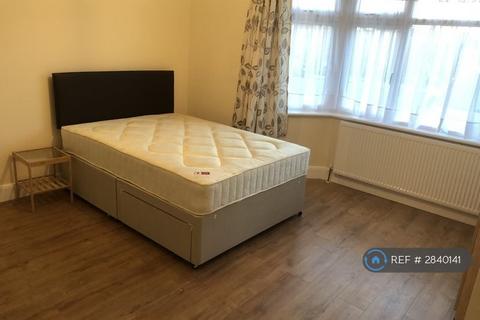 undefined, Rosemary Avenue, Hounslow West, TW4