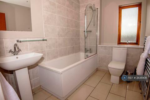 undefined, St Clair Place, Edinburgh, EH6